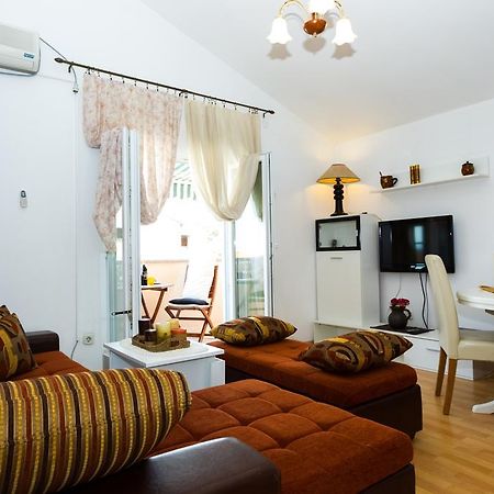 زادار Apartments Villa Orange المظهر الخارجي الصورة