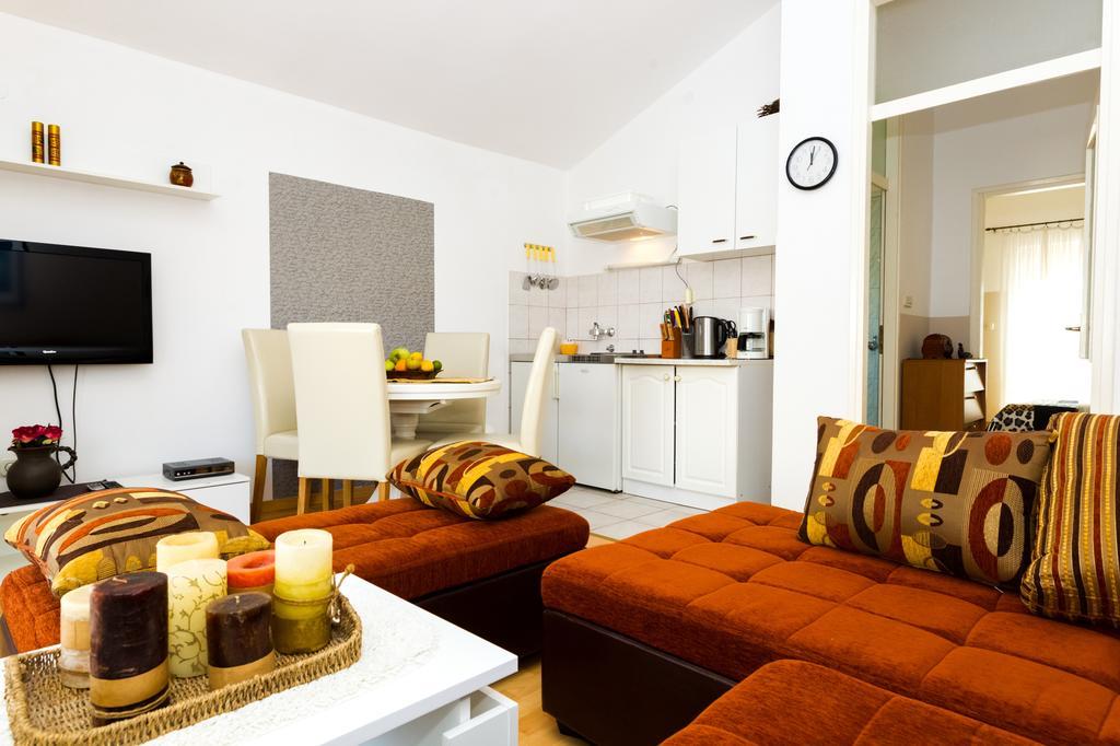 زادار Apartments Villa Orange المظهر الخارجي الصورة