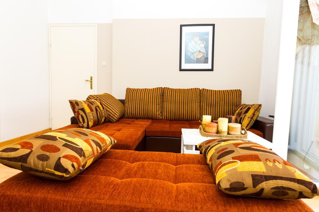 زادار Apartments Villa Orange المظهر الخارجي الصورة