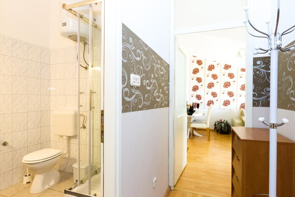 زادار Apartments Villa Orange المظهر الخارجي الصورة
